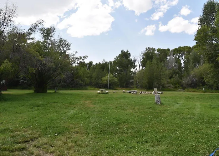 Beautiful And River Ranch For Up To 120 People Fort Bridger